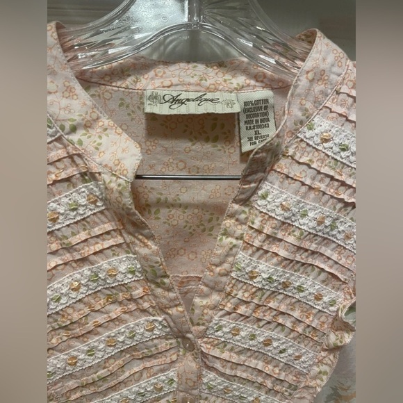 Floral Ruffle Blouse - Pink and Cream - Picture 5 of 7